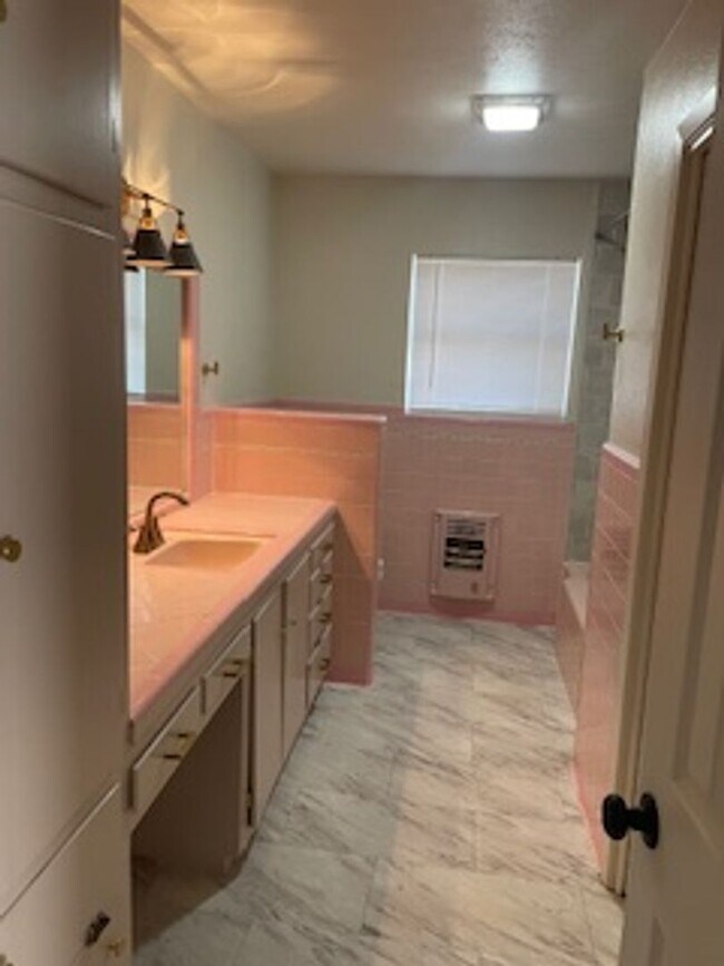 Foto del edificio - 2/1/1 , 2 Blocks from TSU Campus