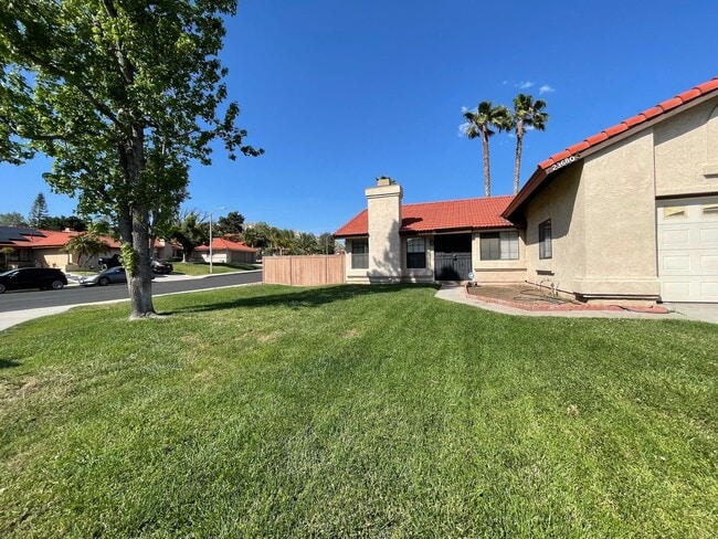 Building Photo - Comfortable 3-Bedroom Home in Moreno Valle...