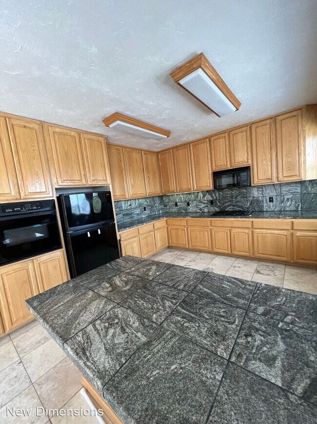 Building Photo - 3 br, 2 bath House - 1804 Randy Court