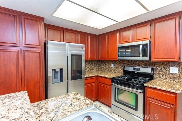 Building Photo - 1653 Toyon Pl