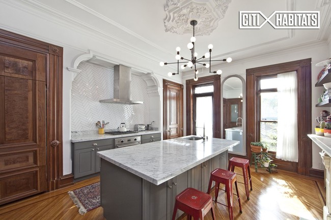 Building Photo - 20 Brevoort Pl