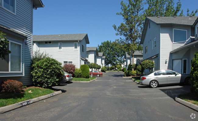 Foto del edificio - Mall Oaks Town Homes