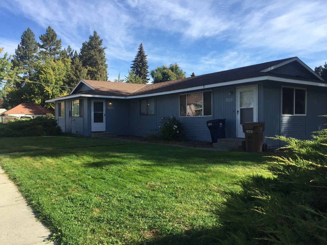 Primary Photo - 2603 E 8th Ave