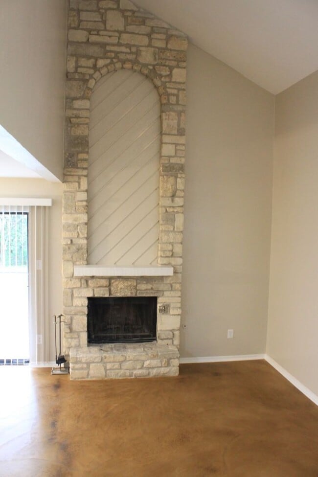 Building Photo - 1810 Cinnamon Path