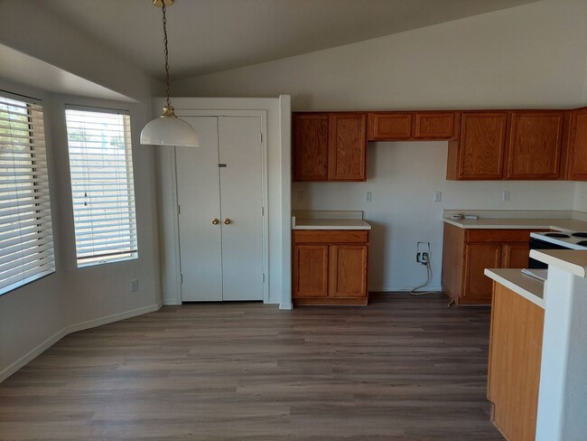 Building Photo - BEAUTIFUL GILBERT HOME!!