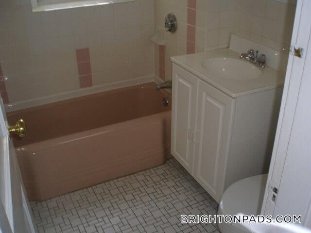 Primary Photo - 115 Kilsyth Rd