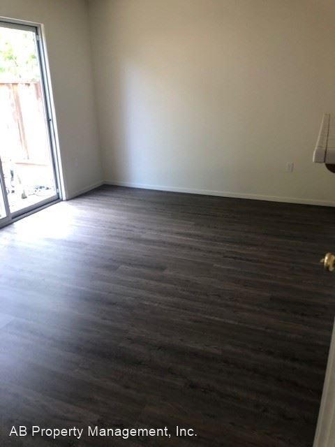 Foto del edificio - 1101 Vista Pointe Cir