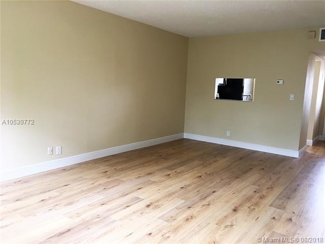 Building Photo - 5171 W Oakland Park Blvd