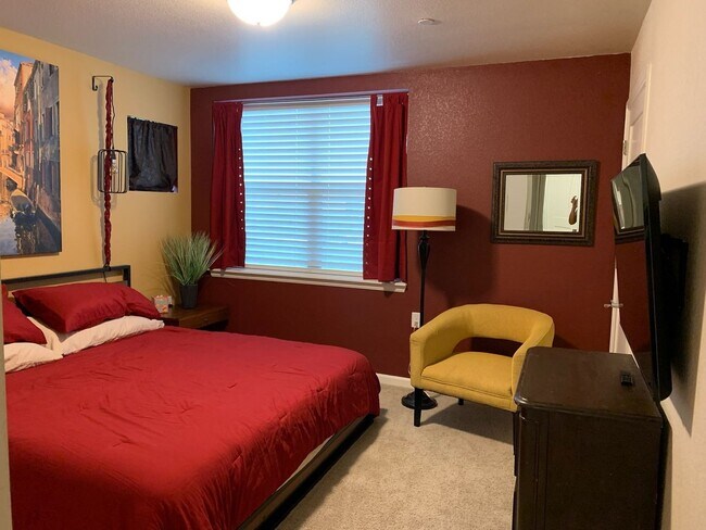 Foto del edificio - 210 Marshall Mews St