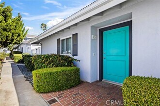 Building Photo - 2424 University Dr