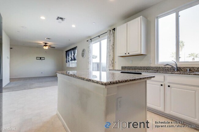 Building Photo - 4 br, 2.5 bath House - 1172 South Clover A...