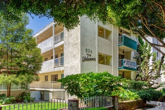 Building Photo - 834 2nd St.