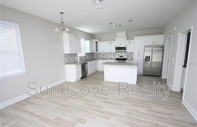 Building Photo - 4029 Forecast Dr