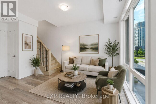 Building Photo - 28 Fieldway Rd