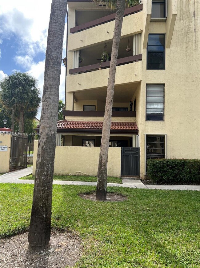 Foto del edificio - 8850 SW 123rd Ct