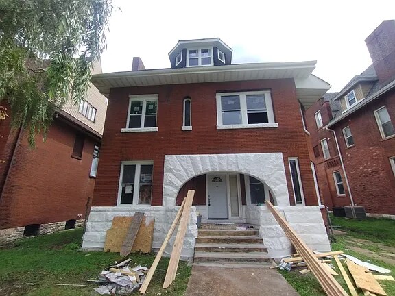 Foto del edificio - 4266 Washington St