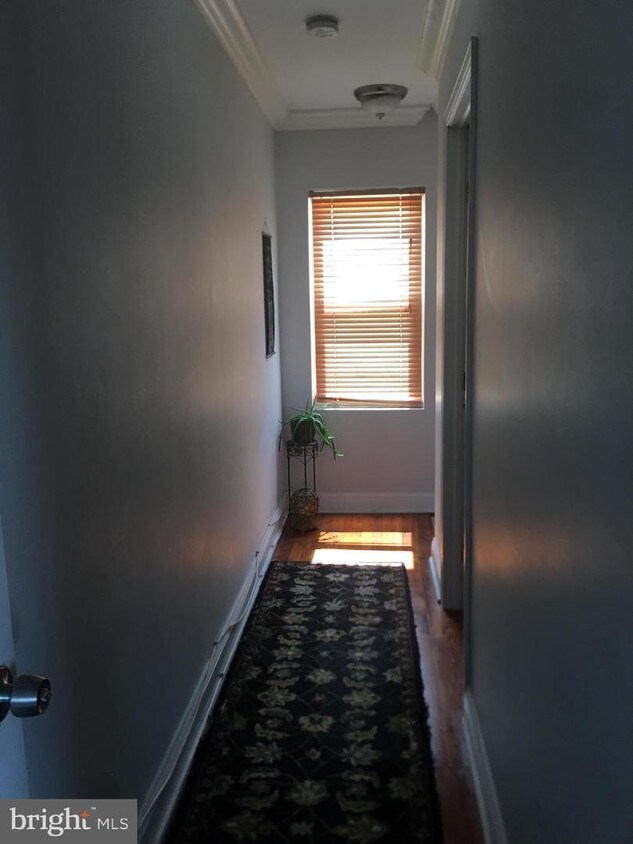 Foto principal - 220 W Lancaster Ave