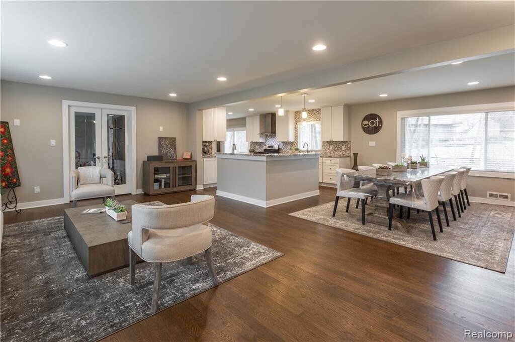 Foto principal - 7075 Lindenmere Ct