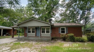 Building Photo - 606 Eugenia St