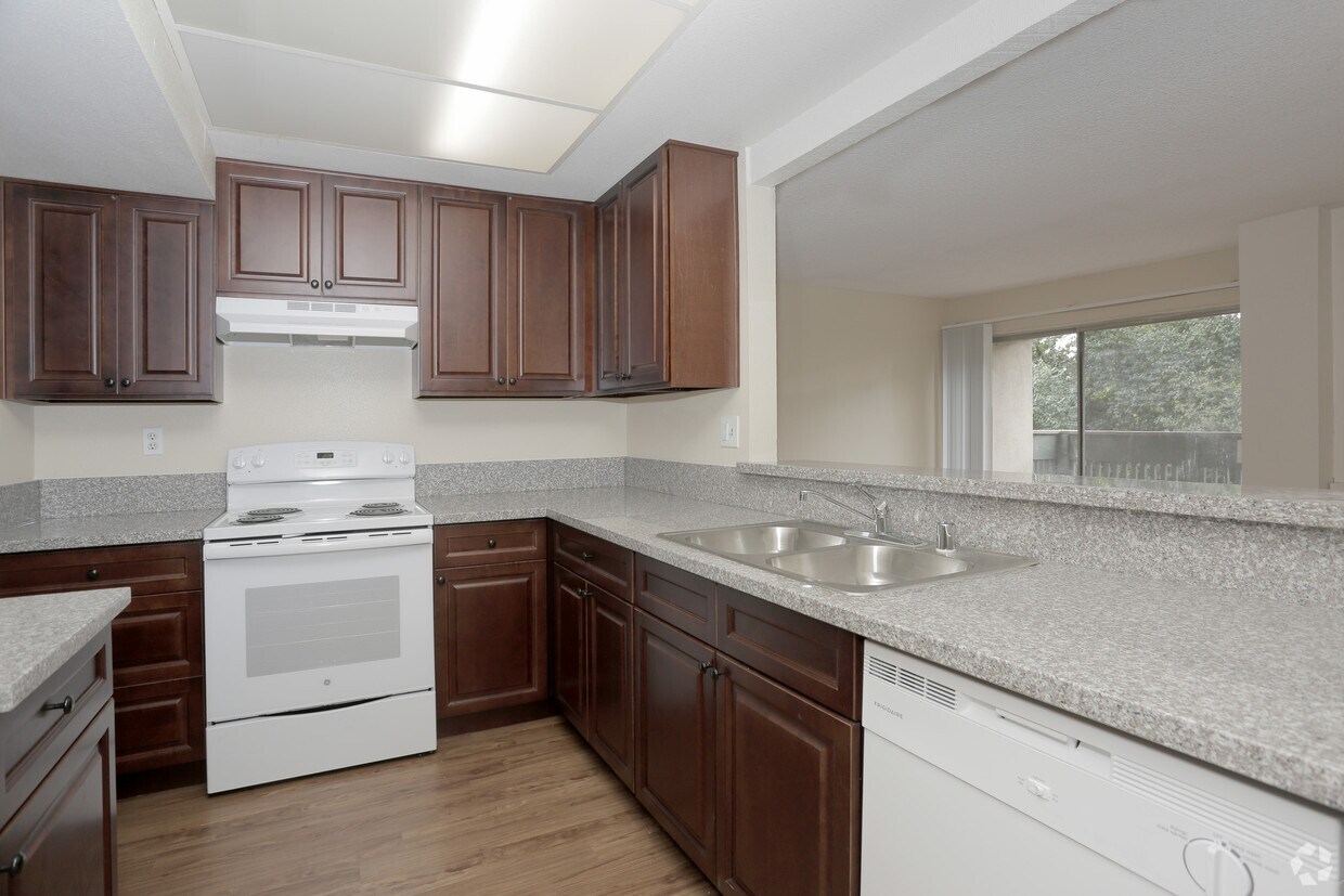 Casas Del Lago Apartments Apartments in West Covina, CA