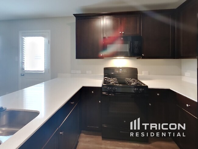 Foto del edificio - 1617 Daunton Dr