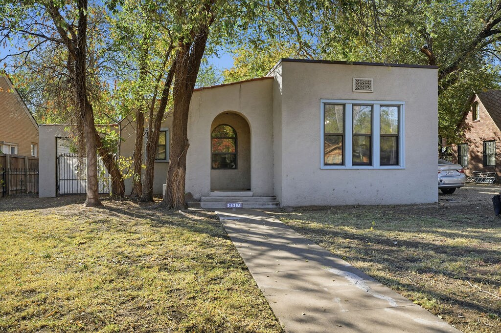 Foto principal - 2317 18th St