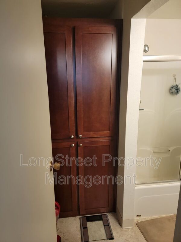 Foto del edificio - 654 SW 7th St