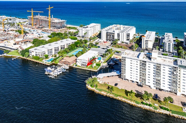 Building Photo - 1166 Hillsboro Mile