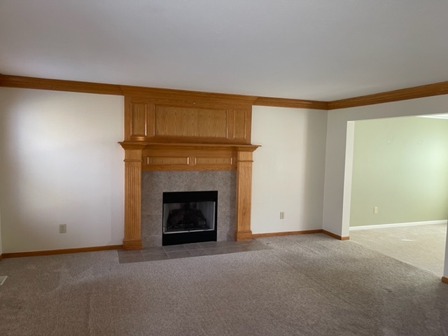 Building Photo - 5892 Glen Eagles Dr