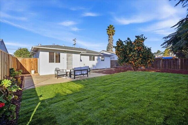 Foto del edificio - 4564 San Juan Ave