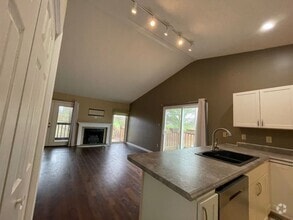 Building Photo - 9487 S Lake Ridge Dr