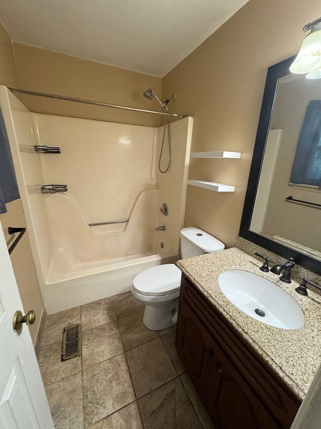 Foto del edificio - 37 Ty Dr