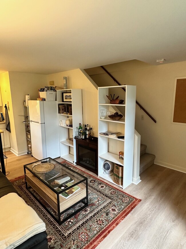 Foto del edificio - 7 Hedgerow Ln