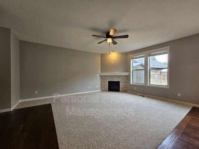 Building Photo - 4522 NE 91st Way