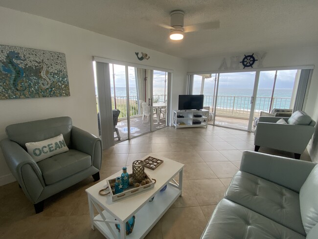 Building Photo - 10102 S Ocean Dr