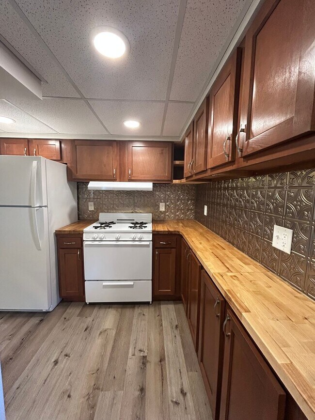 Foto del edificio - 4124 Davenport St