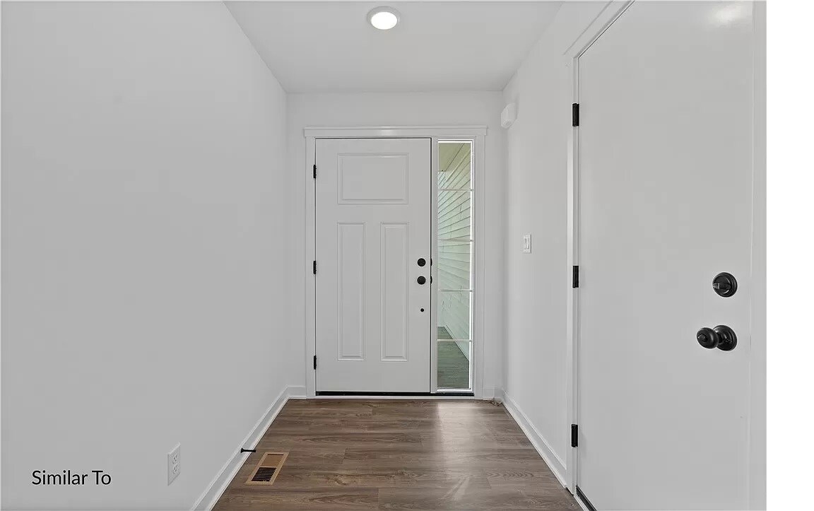 Foto principal - 4724 171st St