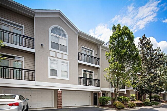 Foto del edificio - 4248 River Green Dr NW
