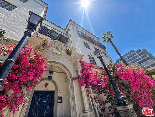 Foto del edificio - 620 S Ardmore Ave