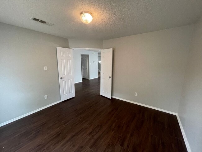 Foto del edificio - Beautiful 4 bedroom 3 bath home!