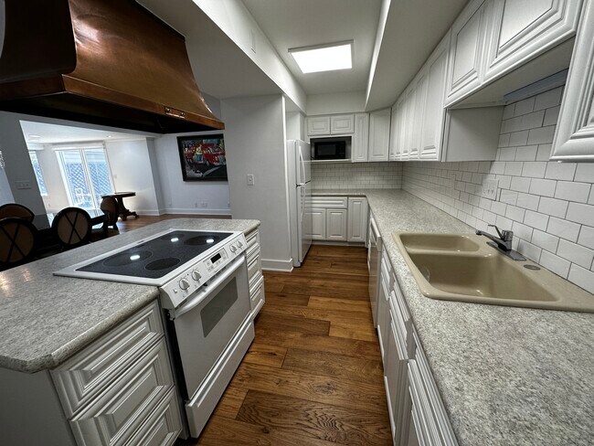 Foto del edificio - 6417 Colony Way