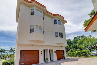 Building Photo - 1575 Pinellas Bayway S