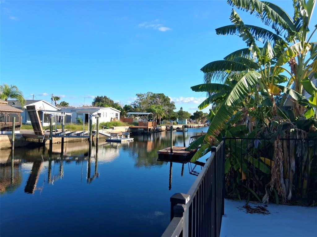 Foto principal - 14982 Edgewater Cir