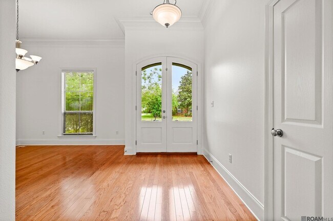 Foto del edificio - 10638 Hillmont Ave