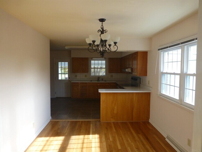 Building Photo - 108 Ivy Hill Dr