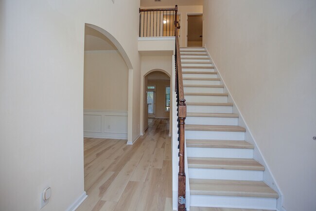 Building Photo - 6469 Panasa Ct