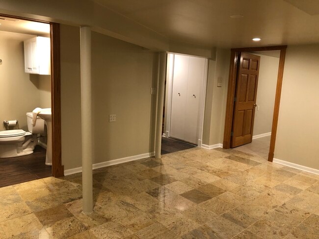 Fotografía del edificio - 1813 W Armitage Ave