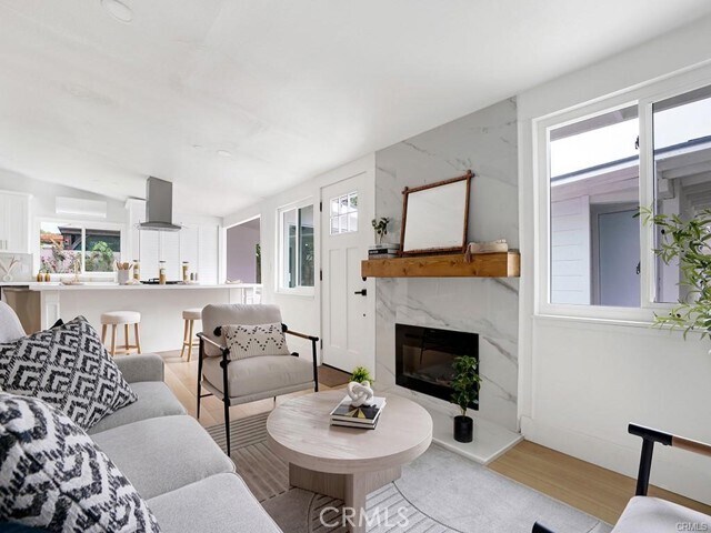 Foto del edificio - 11411 Woodbury Rd
