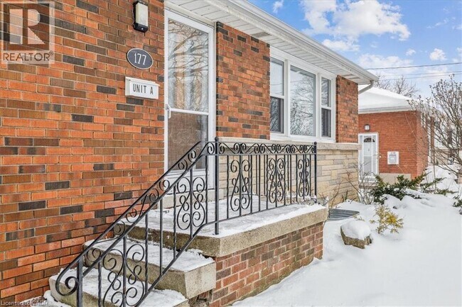 Building Photo - 177 Allenby Ave