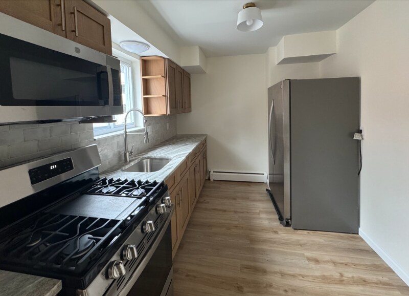 Foto principal - 180 Littleton Rd